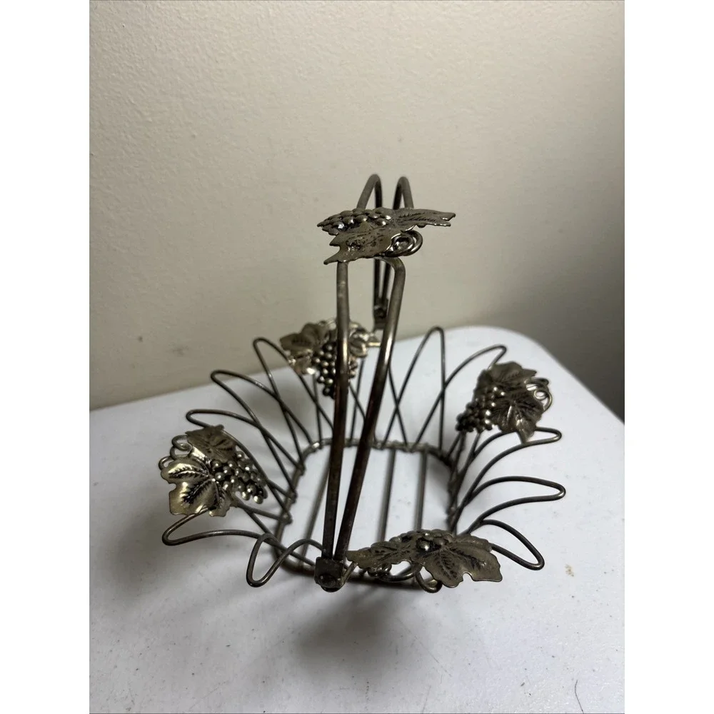 Studio Silversmiths Silver Plated‎ Condiment  Basket W Handle Grapes Leaves